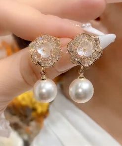 Floral Cluster Zirconia Pearl Stud Earrings - Trendy Drop Earrings with Niche Design, Elegant High-End Ear Accessories