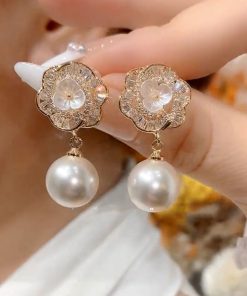 Floral Cluster Zirconia Pearl Stud Earrings - Trendy Drop Earrings with Niche Design, Elegant High-End Ear Accessories