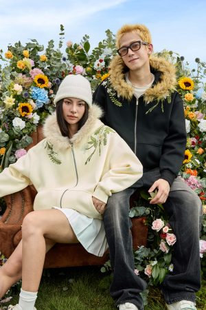 Floral Embroidered Fur Collar Hooded Cardigan Fleece Sweatshirt - Chinese Style, Cozy Layering Piece for Y2K and Korean Fashion Fans