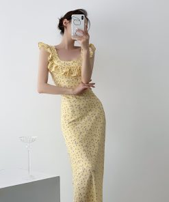 Floral French-Style Ruffled Midi Skirt for Women, Summer Slim-Fit Lace Spaghetti Strap Dress, Vacation Ready Fashion