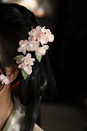 Floral Hairpin Headpiece for Hanfu Costume - Pastel Silk Flowers, Ethereal Ancient Style Hair Ornament, Tang Dynasty Inspired Accessory