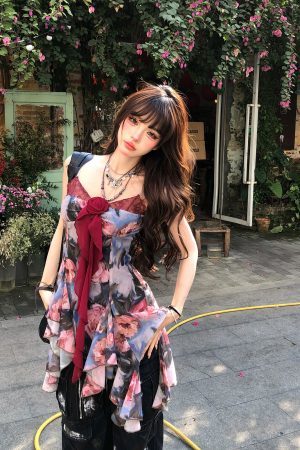 Floral Lace Camisole T-shirt for Women - Irregular Spicy Girl Summer Top, Stunning Slimming Fake Two-Piece, Y2K Style
