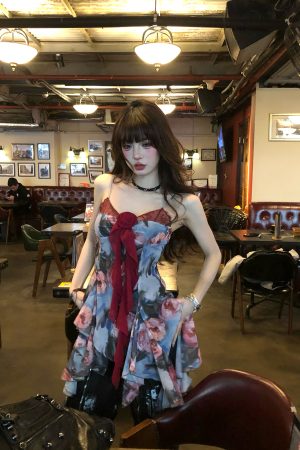 Floral Lace Camisole T-shirt for Women - Irregular Spicy Girl Summer Top, Stunning Slimming Fake Two-Piece, Y2K Style