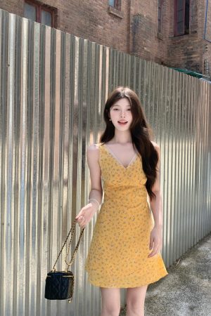 Floral Organza V-Neck Spliced Waist-Cinching Summer Dress for Women - Slim Sleeveless Tank Style, Y2K Aesthetic