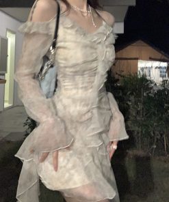 Floral Print Off-Shoulder Dress with Ruffled Hem, Waist-Cinching Design, Tie-Dye, Irregular Short Skirt for Spring and Summer