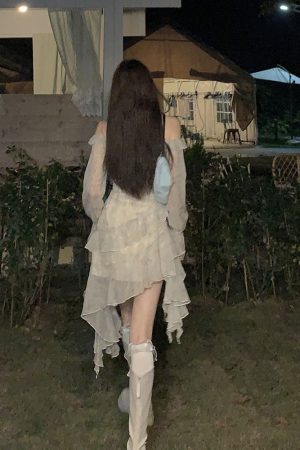 Floral Print Off-Shoulder Dress with Ruffled Hem, Waist-Cinching Design, Tie-Dye, Irregular Short Skirt for Spring and Summer