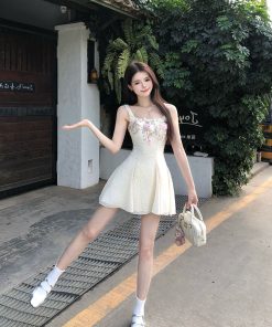 Floral Spaghetti Strap Dress for Women - French Style Seaside Vacation, Waist-Cinching Square Neck, Short Skirt, Summer Fashion