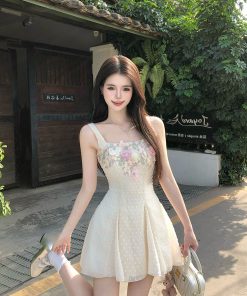 Floral Spaghetti Strap Dress for Women - French Style Seaside Vacation, Waist-Cinching Square Neck, Short Skirt, Summer Fashion