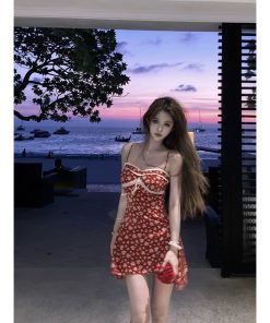 Floral Spaghetti Strap Dress for Women - French Style, Waist-Cinching, Mid-Length, Sexy Summer Vacation Vibe, High-Quality Fashion
