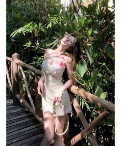 Floral Spaghetti Strap Dress for Women, French-Style Waist-Cinching Design, Summer Vacation Hot Girl Short Skirt