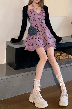 Floral Tassel Neck Hanging Strap Dress for Women - Waist-Cinching, Short Skirt Design for Petite Figures, Summer Style
