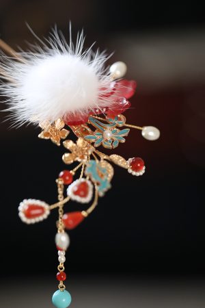 Fluffy U-Shaped Hairpin with Tassels, Ancient Style Hair Accessories for Hanfu, Autumn & Winter Bun Decor, Fairy Aesthetic