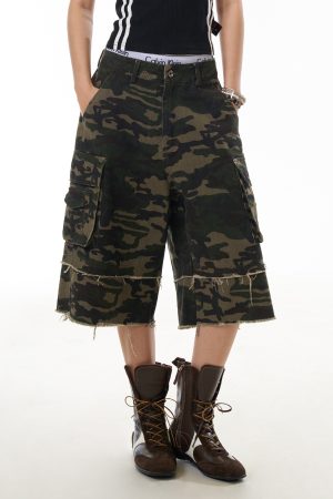 Frayed Wide-Leg Denim Capris for Women - Camouflage Wasteland Style, Retro Casual Streetwear, Loose Fit