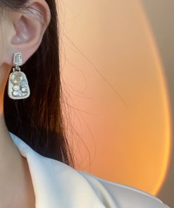 French Artistic Retro Silver Needle Diamond Crystal Pearl Geometric Stud Earrings - Personalized Light Luxury Ear Accessories