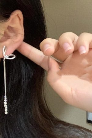 French Bow Tassel Earrings for Women - High-End Minimalist Studs, Versatile Ear Accessories, Chic Fashion Jewelry