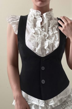 French Court Style Color-Block Lace Collar Faux Two-Piece T-Shirt with Waist-Cinching Vest - Y2K Layered Shirt Top