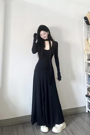 French Hepburn Style Black Knitted Dress for Women - Elegant Long Sleeves, Waist-Cinching Slim Fit for Spring Fashion