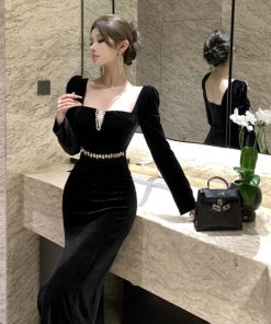 French Hepburn-Style Diamond-Embellished Velvet Evening Dress for Women, Mid-Length, Square Neckline, Elegant Autumn Winter Socialite Fashion