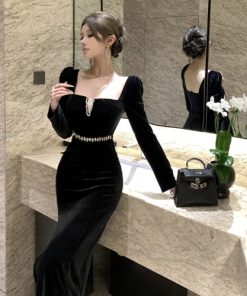 French Hepburn-Style Diamond-Embellished Velvet Evening Dress for Women, Mid-Length, Square Neckline, Elegant Autumn Winter Socialite Fashion