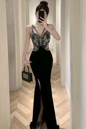 French Hepburn-Style Evening Gown - Gold Velvet Spaghetti Strap Dress with Rhinestones for Women, Elegant Banquet Fashion