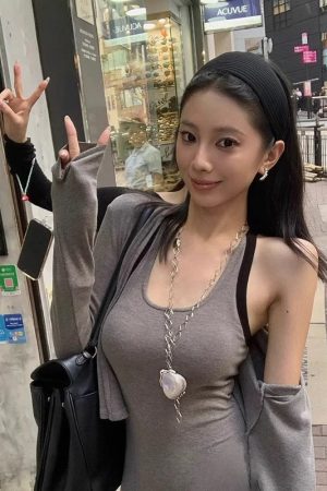 French Knitted Gray Wide Headband for Women, High Crown Hair Accessory, Y2K Style Hairpin