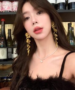 French Retro Heavy Metal Flower Tassel Earrings for Women â€“ High-End Unique Studs, Autumn & Winter Fashion Jewelry