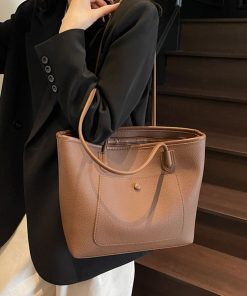 French Retro Lychee Pattern Tote Bag for Women - Large Capacity Shoulder Handbag for College Students and Commuters