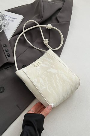 French Retro Matte Bucket Bag for Women - 2025 New High-End Versatile Shoulder Crossbody Fashion Commuting Bag