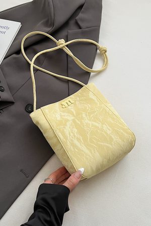 French Retro Matte Bucket Bag for Women - 2025 New High-End Versatile Shoulder Crossbody Fashion Commuting Bag