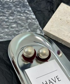 French Retro Velvet Drop Earrings with Artificial Pearl Accents - Trendy Autumn/Winter Accessories