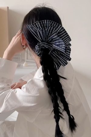 French-Style Black Plaid Skirt Hem Hairband - Elegant Minimalist Hair Flower Tie, Versatile High-End Women's Hair Accessory