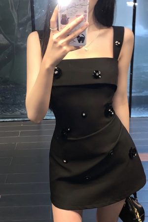 French-Style Black Spaghetti Strap Dress for Women â€“ Waist-Cinching Elegant Design, Short Skirt, Perfect for Summer Nights