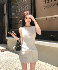 French-Style Bow Sleeveless Dress for Women - High-End Waist-Cinching Slim Mini Skirt for Summer, Chic Design for Fashion Lovers