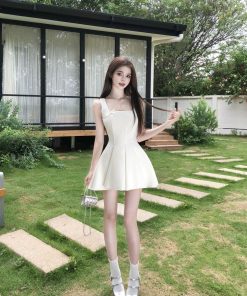 French-Style Bow Tie Strap Dress for Women - Fitted Waist, Sleeveless Short Skirt, Elegant Summer Vacation Look