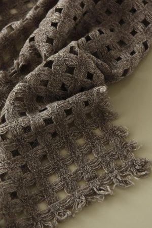 French-Style Cashmere Blend Hollow Woven Scarf - Versatile Casual Neck Warmer for Effortless Chic Style