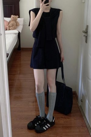 French-Style Casual Sleeveless Vest Top and A-Line Short Skirt Two-Piece Set for Women - Summer 2025 Fashion