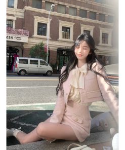 French-Style Elegant Short Jacket for Women - Petite Fit, Perfect for Spring Layering with Skirt and Shirt Set