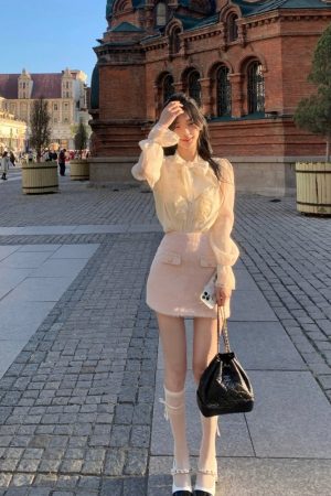 French-Style Elegant Short Jacket for Women - Petite Fit, Perfect for Spring Layering with Skirt and Shirt Set