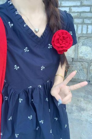 French Style Embroidered Bow Tie Dress for Women, Sweet V-Neck Short Doll Dress, Summer Fashion, Romantic Look