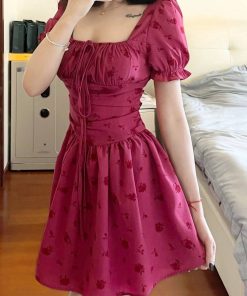 French-Style Floral Dress for Women, Square Neck, Waist-Cinching, Puff Sleeves, Short Skirt, Elegant Summer Fashion for Petite Figures