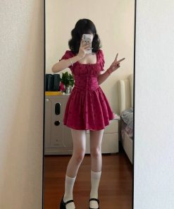 French-Style Floral Dress for Women, Square Neck, Waist-Cinching, Puff Sleeves, Short Skirt, Elegant Summer Fashion for Petite Figures