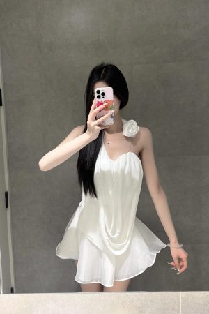 French-Style Floral Halter Top and Skirt Set for Women - Summer Vacation White Dress