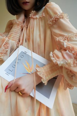 French-Style Gradient Vacation Dress | Loose Fit Niche Design | Spring Long Dress for Effortless 90s-Inspired Fashion