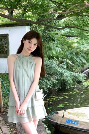 French-Style Green Sleeveless Halter Neck Dress Set - High-Waisted Slim Fit Tencel Short Skirt Pants for Summer Fashion