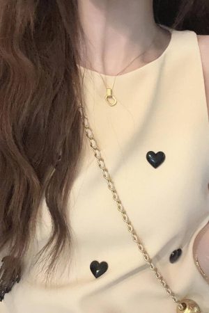 French-Style Halter Neck Sleeveless Dress for Women - Waist-Cinching Elegant Short Skirt - Summer 2025 Petite Fashion