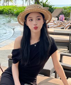 French-Style Hand-Woven Straw Flat-Top Sun Hat for Travel & Beach, Elegant Sun Protection Accessory, Light Luxury Gift Idea