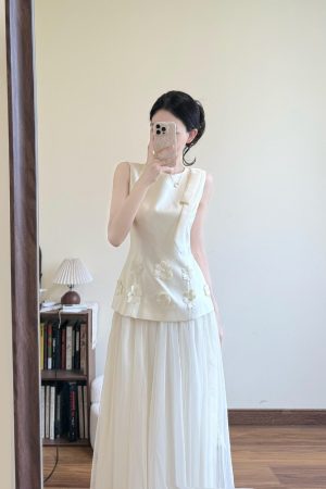 French-Style High-End Sleeveless White Dress for Women with Mesh Splicing and Fairy Long Skirt â€“ Perfect for Summer Events
