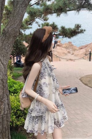 French-Style Ink Print Halter Sleeveless Dress Set for Women - Elegant Two-Piece Summer Outfit with Top and Skirt