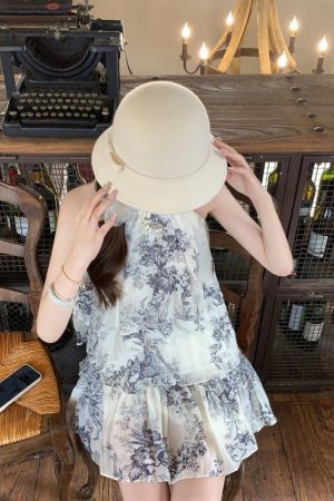 French-Style Ink Print Halter Sleeveless Dress Set for Women - Elegant Two-Piece Summer Outfit with Top and Skirt