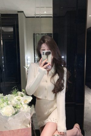 French-Style Knitted Dress Set for Women - Cardigan Top & Short Skirt, Two-Piece Spring Outfit, Elegant & Chic Fashion